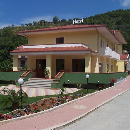 אקואפסה Real Asturias Hotel מראה חיצוני תמונה