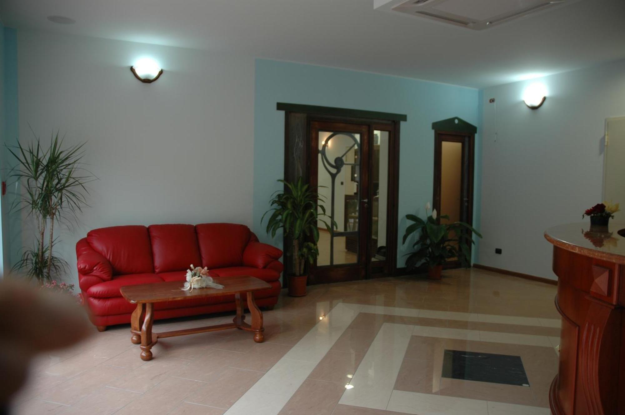 אקואפסה Real Asturias Hotel מראה חיצוני תמונה