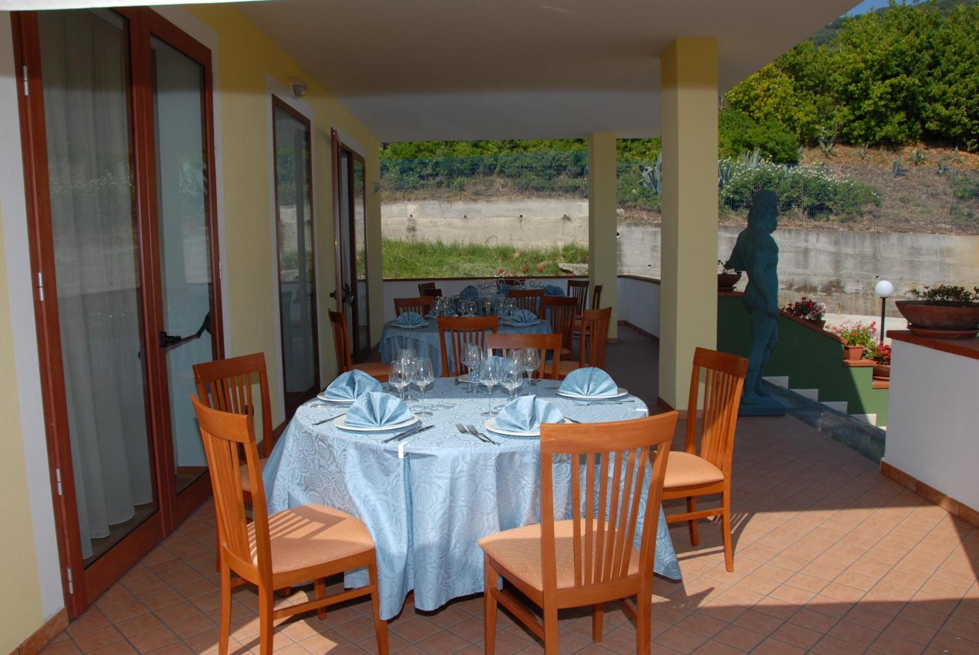 אקואפסה Real Asturias Hotel מראה חיצוני תמונה