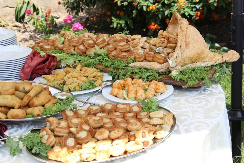 אקואפסה Real Asturias Hotel מראה חיצוני תמונה